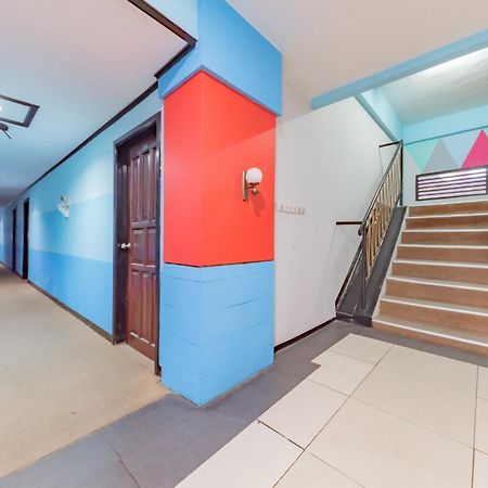 Hotel Reddoorz Near Plaza Balikpapan Exterior foto