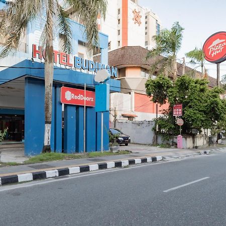 Hotel Reddoorz Near Plaza Balikpapan Exterior foto