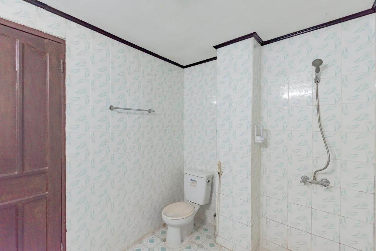 Hotel Reddoorz Near Plaza Balikpapan Exterior foto