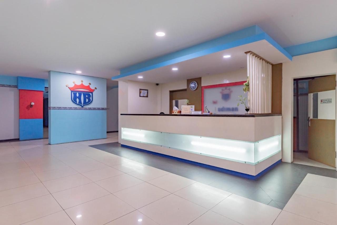 Hotel Reddoorz Near Plaza Balikpapan Exterior foto
