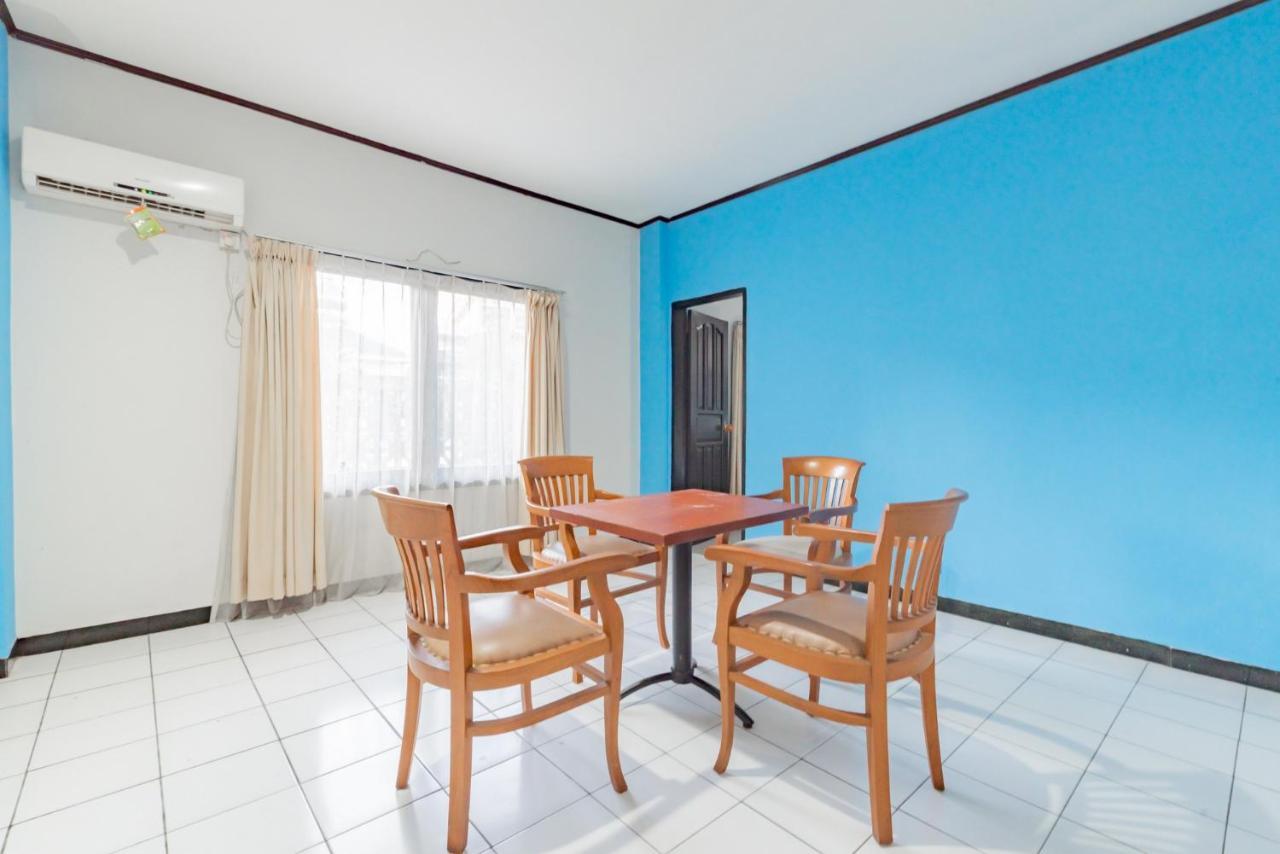 Hotel Reddoorz Near Plaza Balikpapan Exterior foto